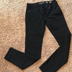 Miss Me, black skinny jeans!